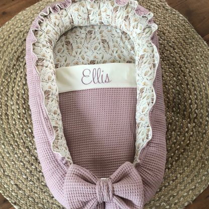 CUSTOM MADE babynestje LUXE in botanisch blad printje