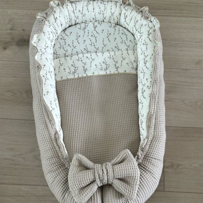 CUSTOM MADE babynestje LUXE met Katjes takjes printje