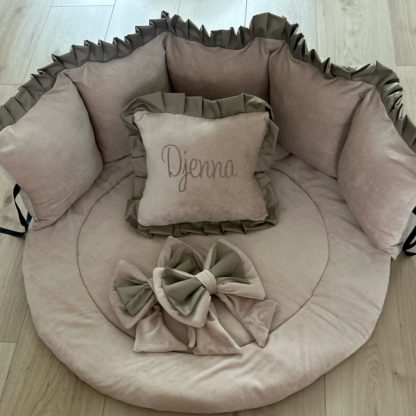 BOXSET Djenna beige velvet met Taupe roezels Boxkleed, Boxrand en kussentje