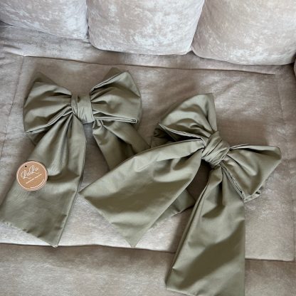 Box / Bedstrik Taupe katoen dubbele strik XXL