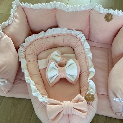 KIES UW KLEUR boxset velvet Faye met witte roezels  - Boxkleed, Boxrand en Babynestje