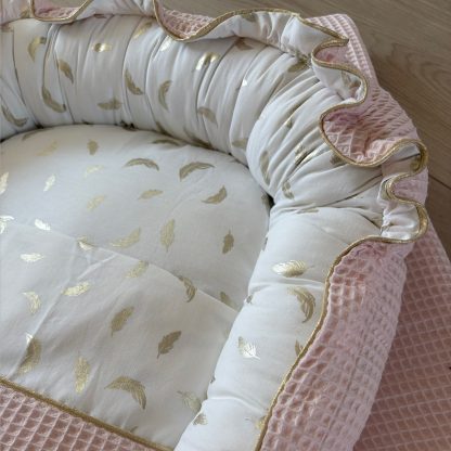 CUSTOM MADE babynestje LUXE met gouden veren - Afbeelding 9