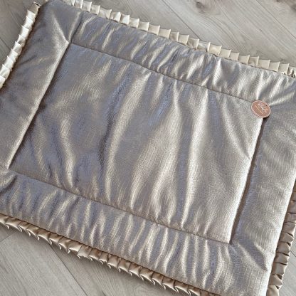 Boxkleed goud velvet croco met goud satijn roezel