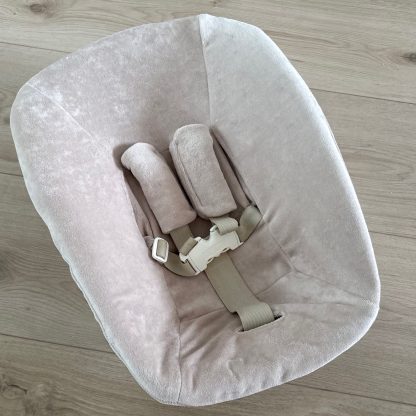 KIES UW KLEUR Stokke newborn tripptrap VELVET hoesje