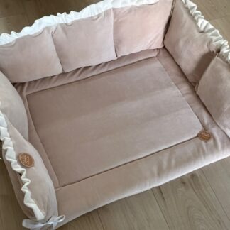BOXAANKLEDING BEIGE velvet en off white roezels BOXSET DJAY
